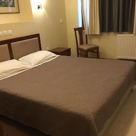 Ellinon Thea Hotel Arájova